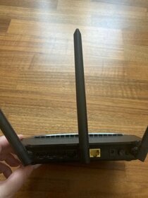 wifi router D-link DIR 859