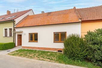 PRODEJ RD UHERSKÉ HRADIŠTĚ, SADY