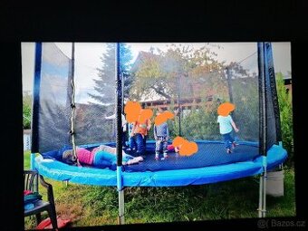 Velká trampolína na zahradu