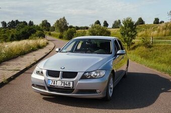 BMW e90 318i