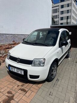 Fiat Panda 1.2(44 kW)CNG, STK 2027, dálniční známka 4.3.2026