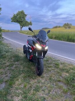 Aprilia SR GT 125 Replica - 1
