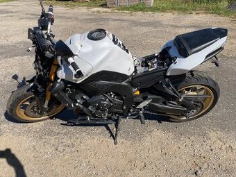 Yamaha FZ 8 díly - 1