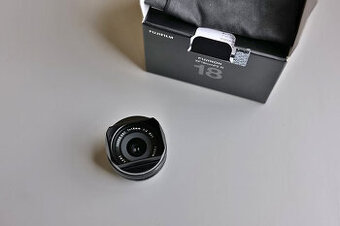 Fujifilm XF 18mm f/2 R
