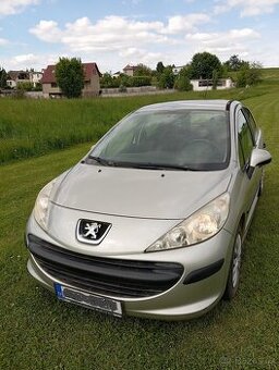 Peugeot 207 - 1
