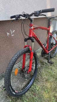 Jízdní kolo felt
