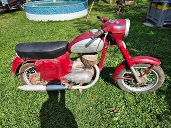 JAWA 250/559 panelka bez TP, veterán
