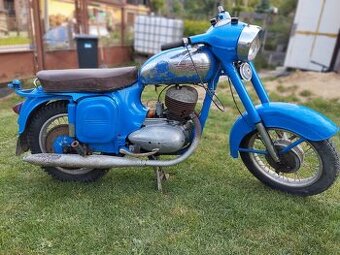Jawa 250
