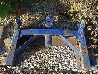 V3S závěs i s háky