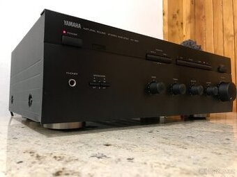 Yamaha AX-390
