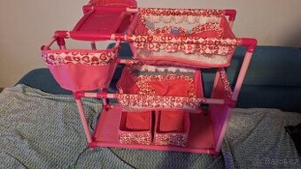 Postýlky pro panenky a jídelní židličky