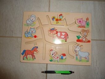 Bino Najdeš správnou hlavičku? Dřevěný motorický labyrint