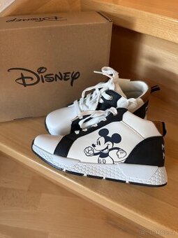 Kotníkové boty zn.Friboo vel.31