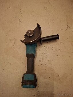 Makita DGA506