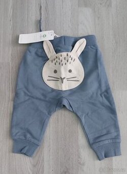 Nové tepláky králík, husa vel. 62 a 68 Lindex