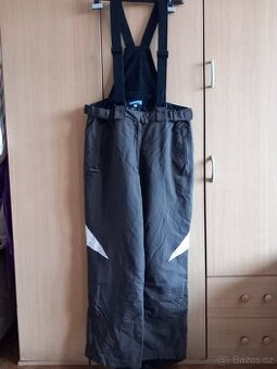 Dámské lyžařské kalhoty vel. 44 top stav