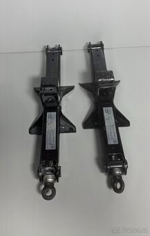 Mazda cx7 originální zvedák