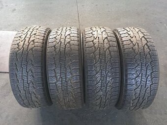 275/55 R20 Nokian rotiiva at m+s sada