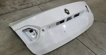 Renault Fluence víko kufru (bílá barva)