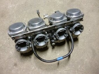 Suzuki GS 1100G. Karburátory. Od 1982