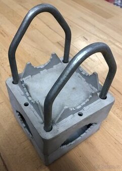 Masivní třmen na STA anténu a podobné trubky