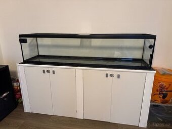Akvárium 170x40x40cm  270 litrů