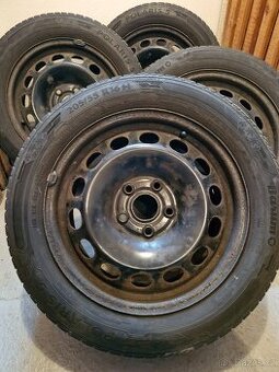 Sada zimních kol Barum Polaris 5 205/55 R16 na Octavii 2