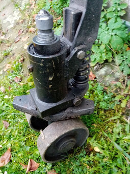 PALETAK, hydrauliku na paletak, GUMOVOU PLACHTU