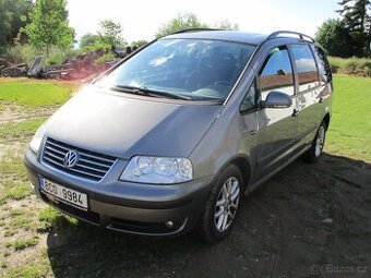 Sharan, 2.0 Tdi, 103kW, 7-míst, 2010