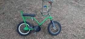 Prodám staré první dětské šlapací kolo zelené - 1
