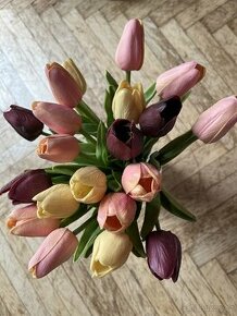 Umělé tulipánky