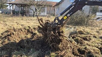 Bagr, dumper, výkopové práce, úpravy terénu a zahrad