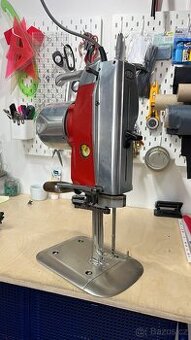 Vertikalni pila na textil- Kuris