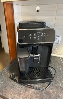 Automatický kávovar Philips EP2230/10 LatteGo