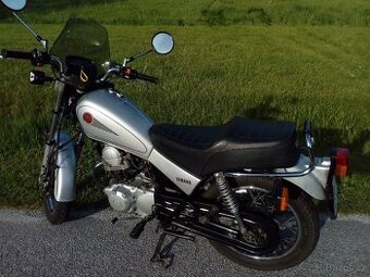 YAMAHA SR 125