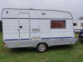 ERIBA NOVA č.208 pro 2 os. Bojler. Stan. 1100kg. 100km/h