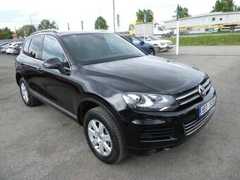 Volkswagen Touareg 3.0 TDi V6 180kW, webasto, DPH