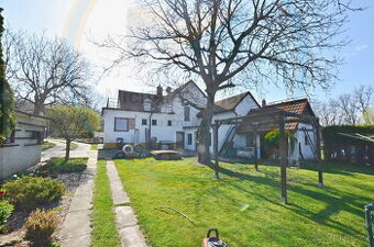 Prodej rodinného domu 150m², pozemek 4330 m², Chržín