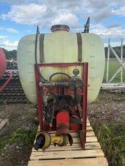 Nesený Rosič Hardi 600L