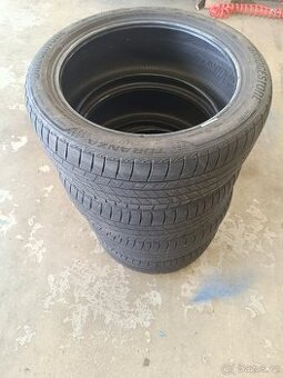 Sada pneu 225/45/18 Bridgestone T005