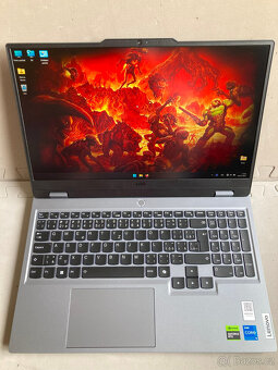 Lenovo LOQ 15IAX9, i5-12450HX, RTX 4060, 24GB RAM, 512GB SSD