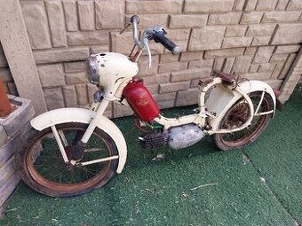 Jawa 550 pařez