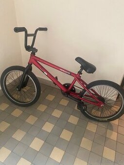 Červené bmx