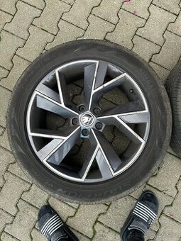 Prodám originální alu kola Škoda Triglav R19