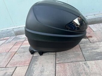Kufr na motorku givi