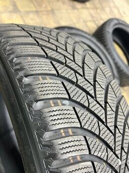 205/50 R17 Semperit Speed-Grip 5 nové gumy