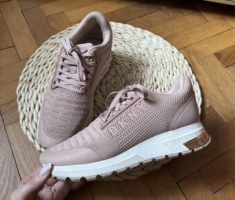 DKNY damske tenisky