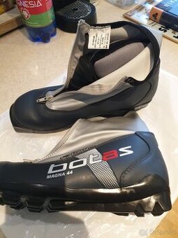 Nové boty na běžky Botas Magna44 SNS