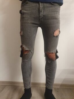 Pánské rifle Pull & Bear, Bershka vel. 38, vel. 40