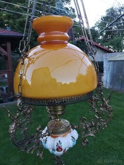 Mosazný lustr, lampa